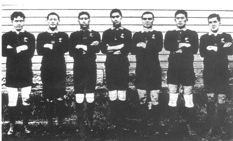 1909 NZ Maori Rugby League Forwards. Alexander on left. - 100 years of Maori RL.